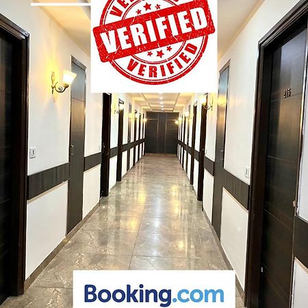 Hotel Jb Residency !! Luxurious & Royal Balcony Rooms !! Large Rooms Zirakpur エクステリア 写真